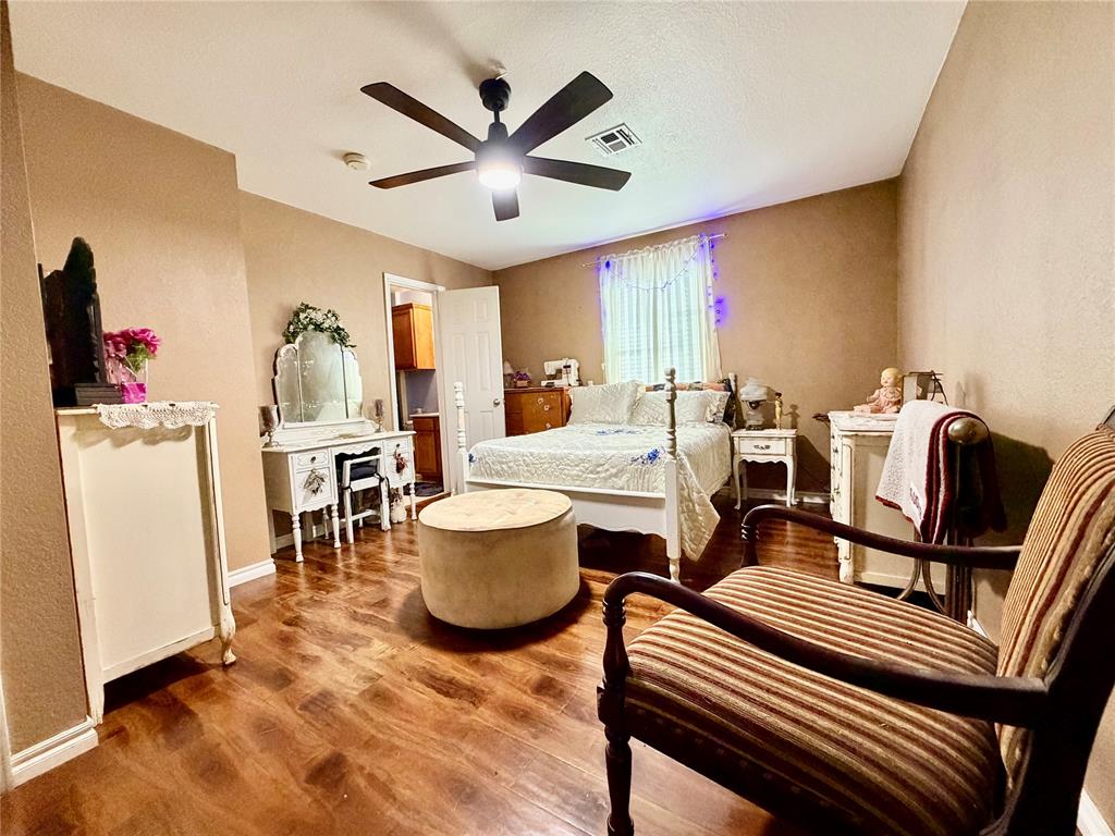 2545 Lynn Lane Property Photo 10