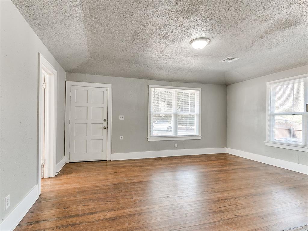 1527 Nw 43rd Street Property Photo 8