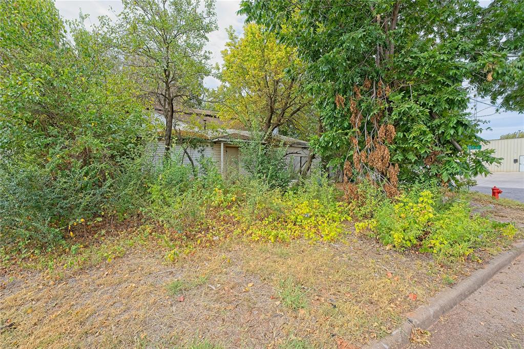 1300 Se 38th Street Property Photo 2