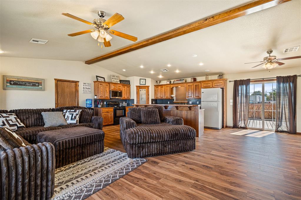 205 Chickasha Avenue Property Photo 1