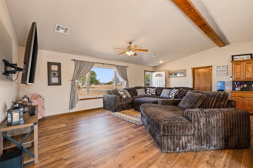 205 Chickasha Avenue Property Photo 6
