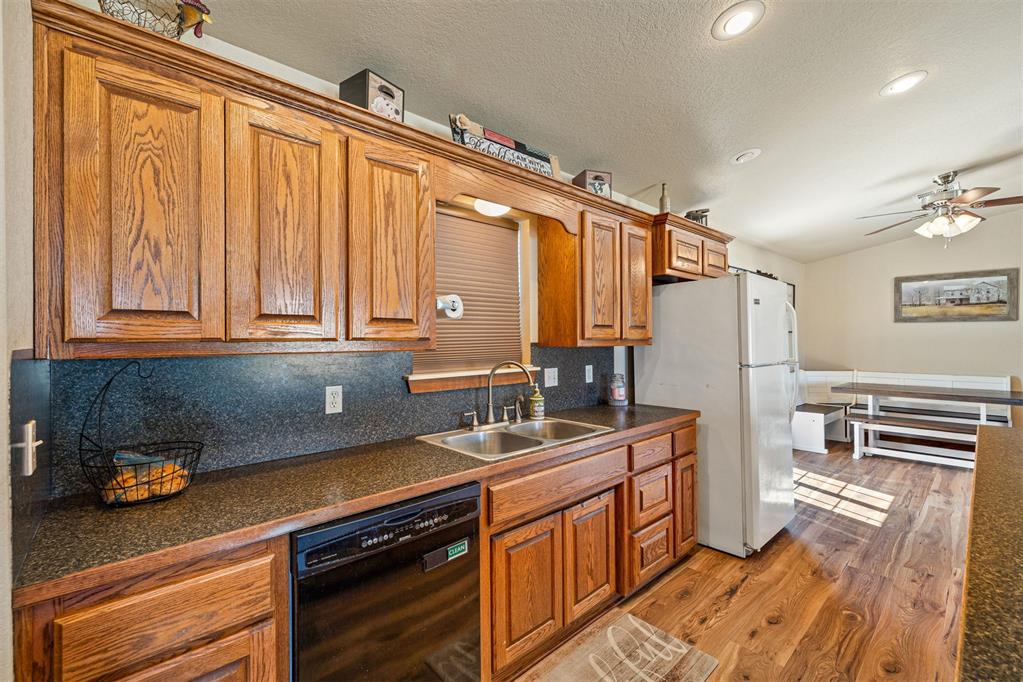205 Chickasha Avenue Property Photo 9
