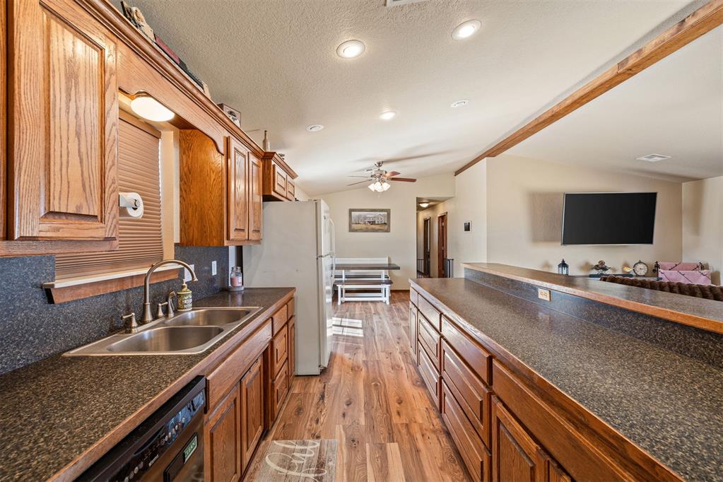 205 Chickasha Avenue Property Photo 10