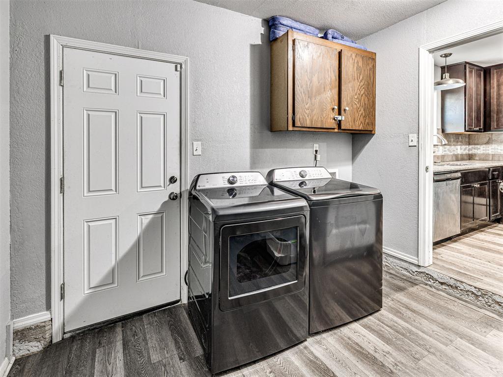 2103 N Tucker Avenue Property Photo 10