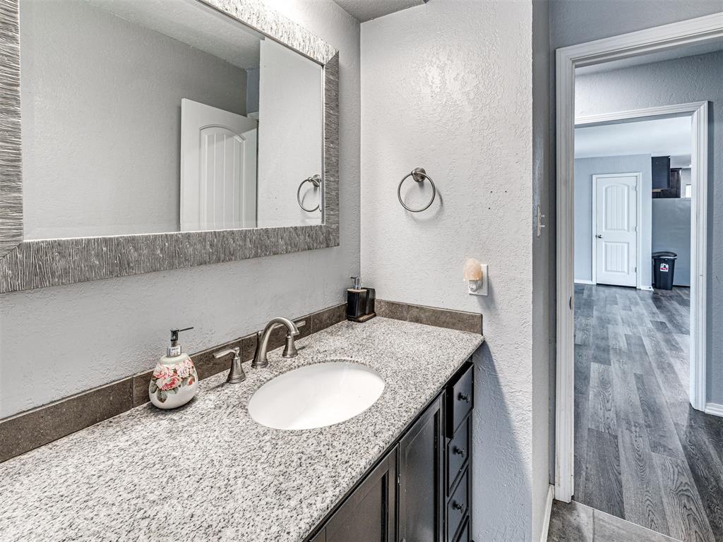 2103 N Tucker Avenue Property Photo 14