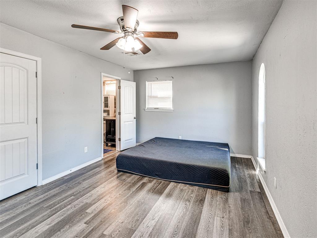 2103 N Tucker Avenue Property Photo 15