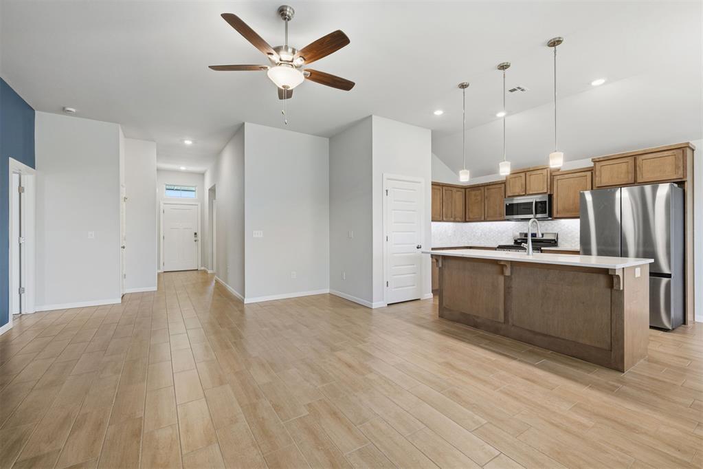 1710 Addington Road Property Photo 4
