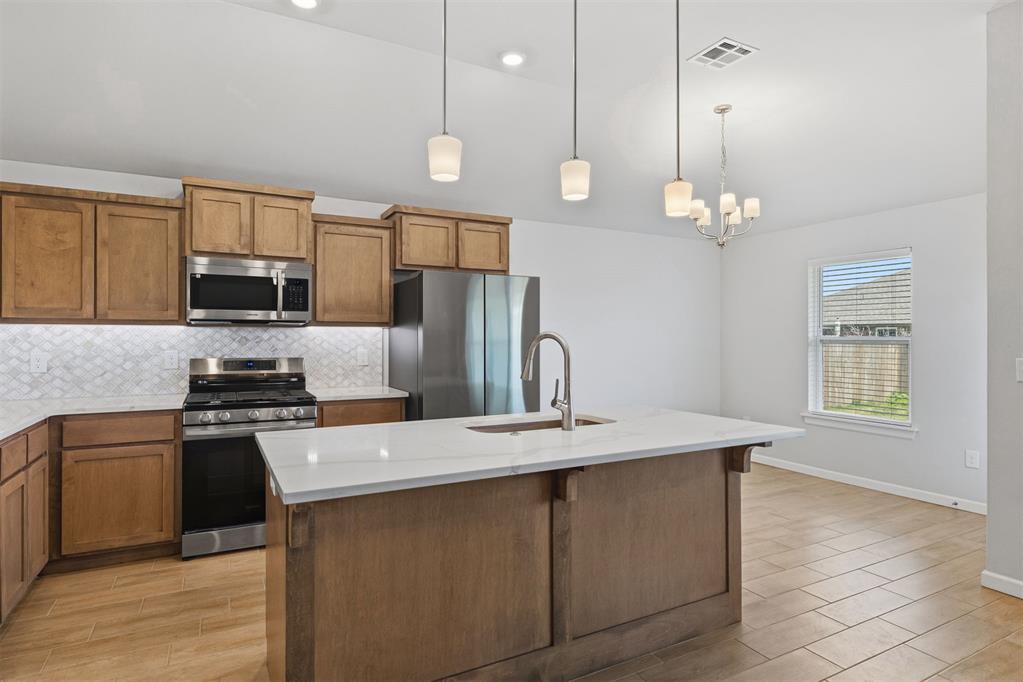 1710 Addington Road Property Photo 10