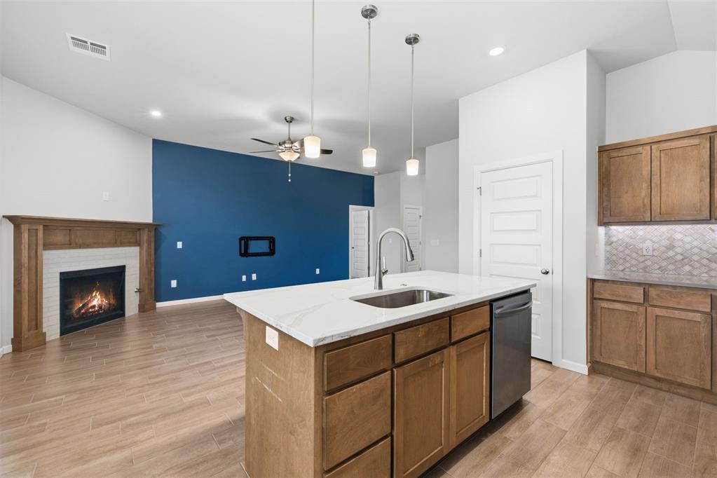 1710 Addington Road Property Photo 13