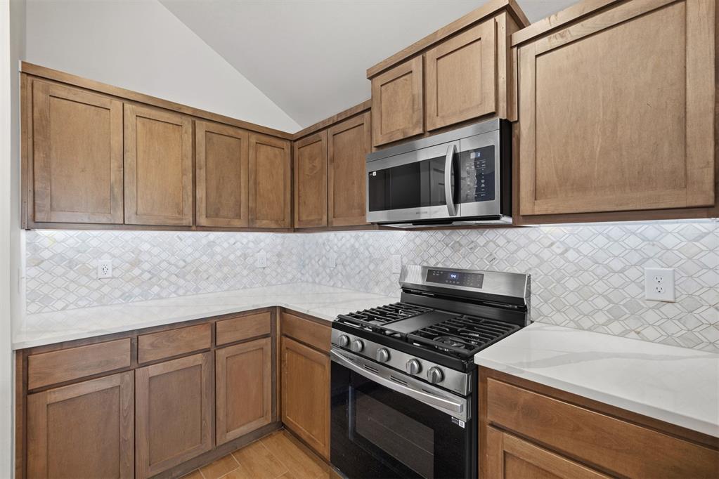 1710 Addington Road Property Photo 14
