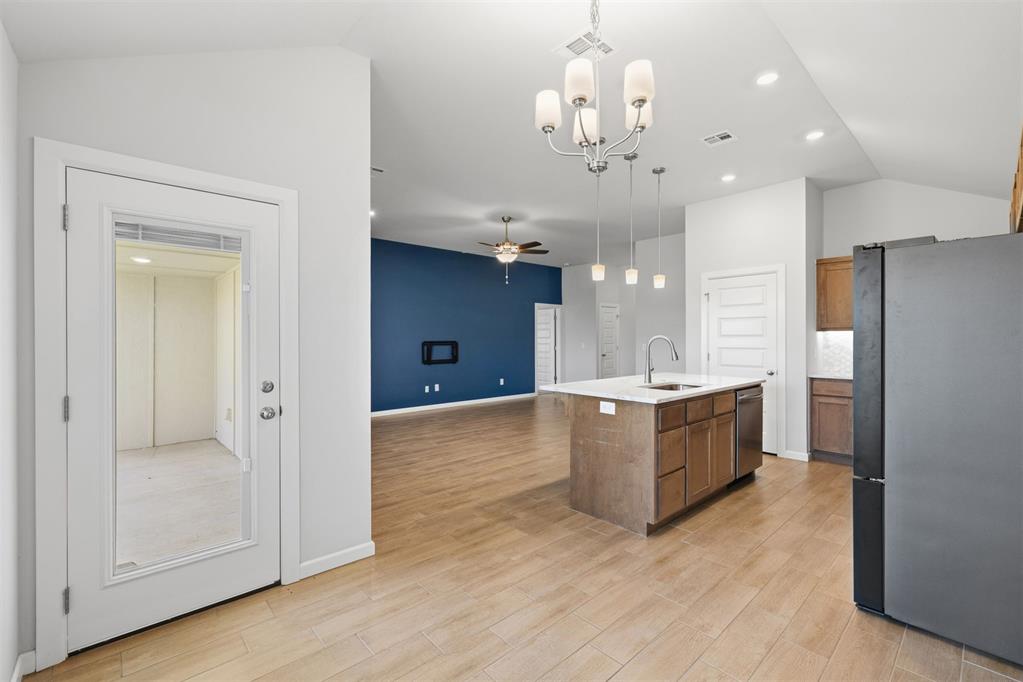 1710 Addington Road Property Photo 16