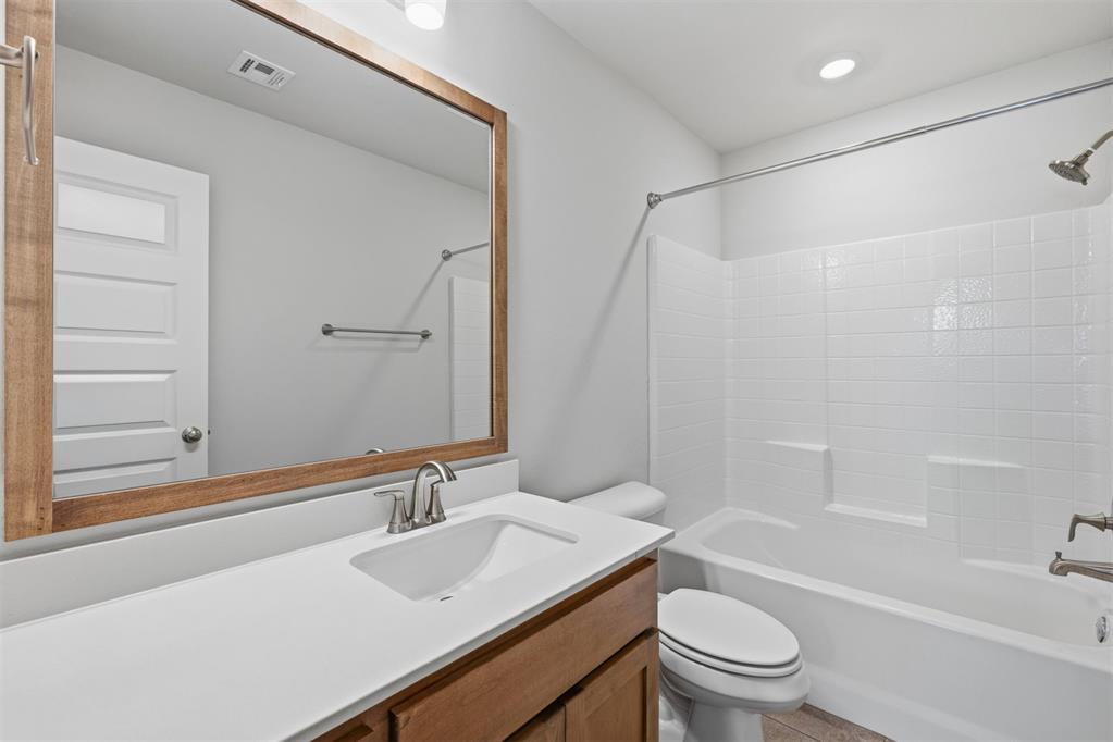 1710 Addington Road Property Photo 25
