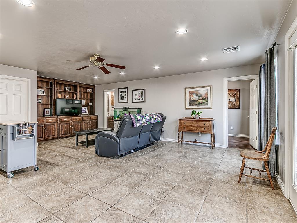2601 Ashebriar Lane Property Photo 33