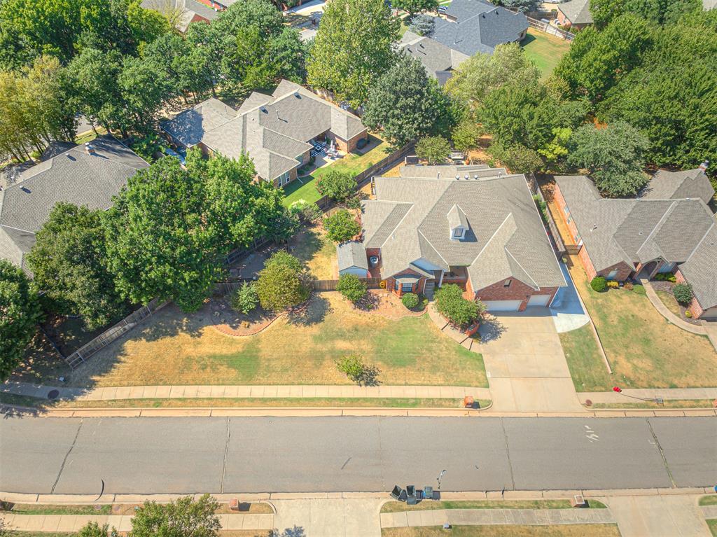 2601 Ashebriar Lane Property Photo 47