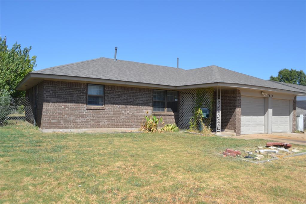 7813 S Miller Boulevard Property Photo 3