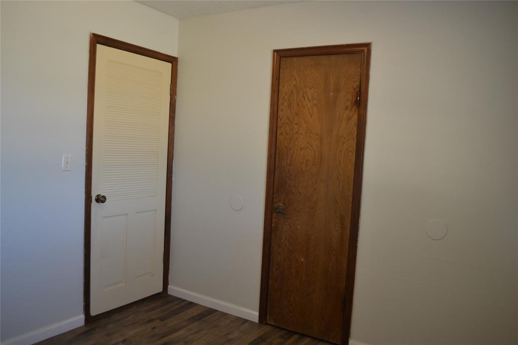 7813 S Miller Boulevard Property Photo 19