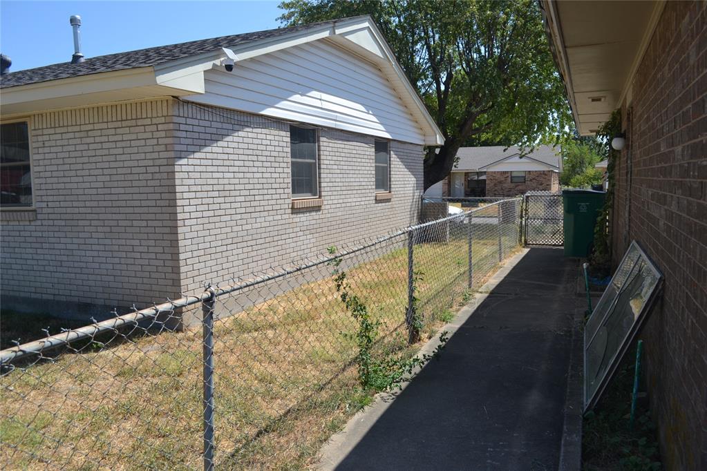 7813 S Miller Boulevard Property Photo 21