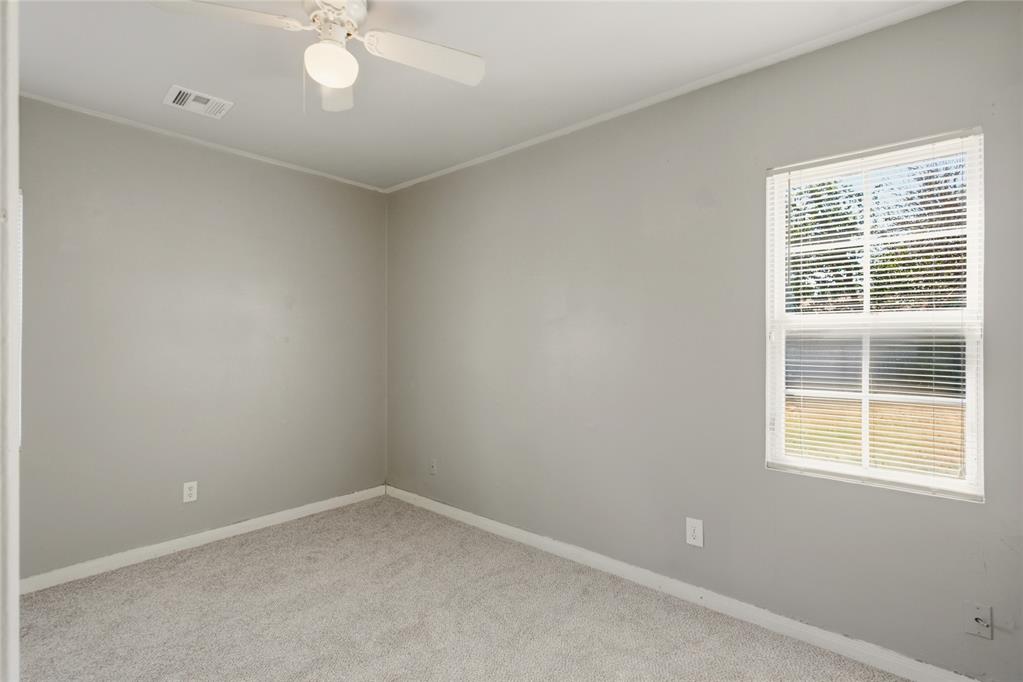 548 E Ercoupe Drive Property Photo 14
