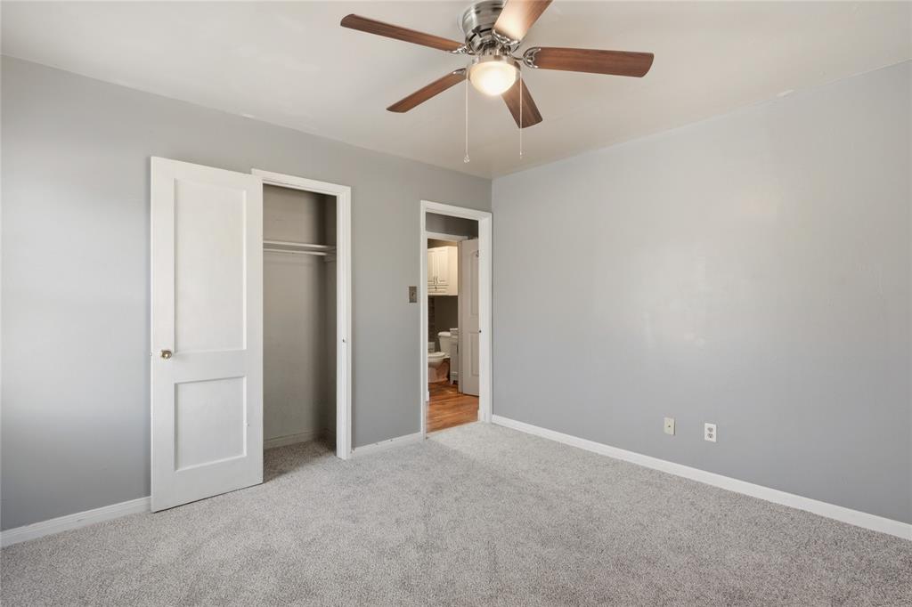 548 E Ercoupe Drive Property Photo 17