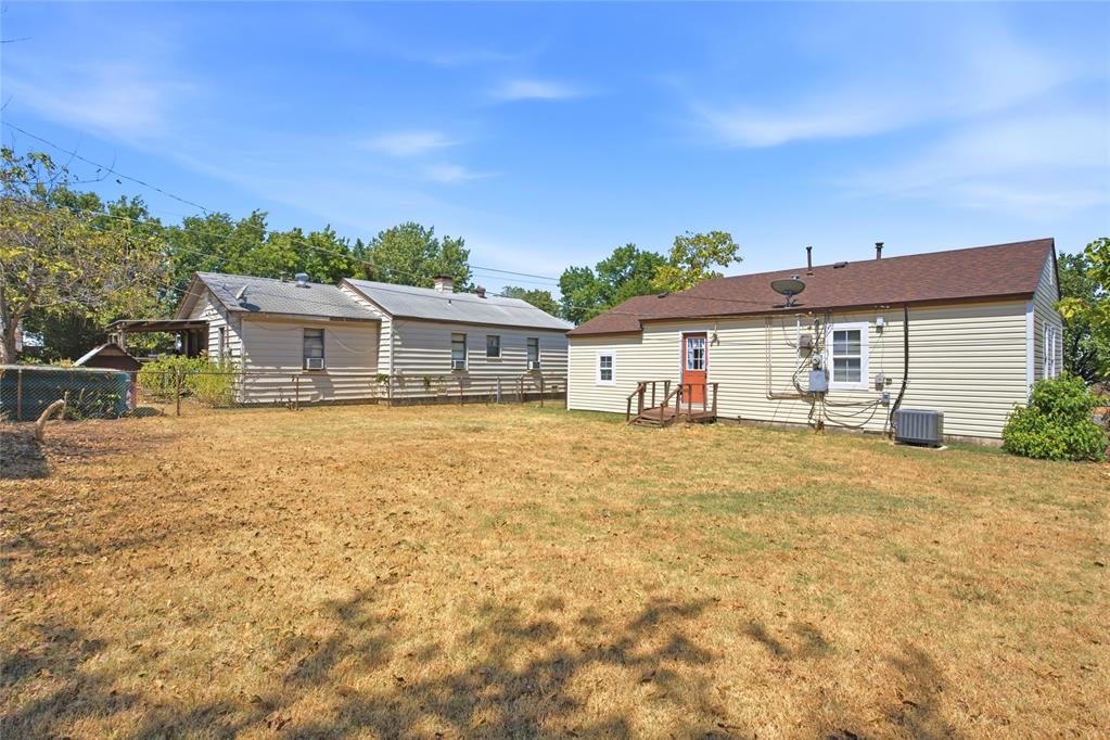 548 E Ercoupe Drive Property Photo 19
