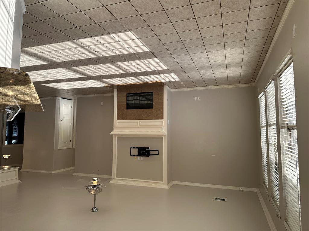 13801 Robinson Court Property Photo 7