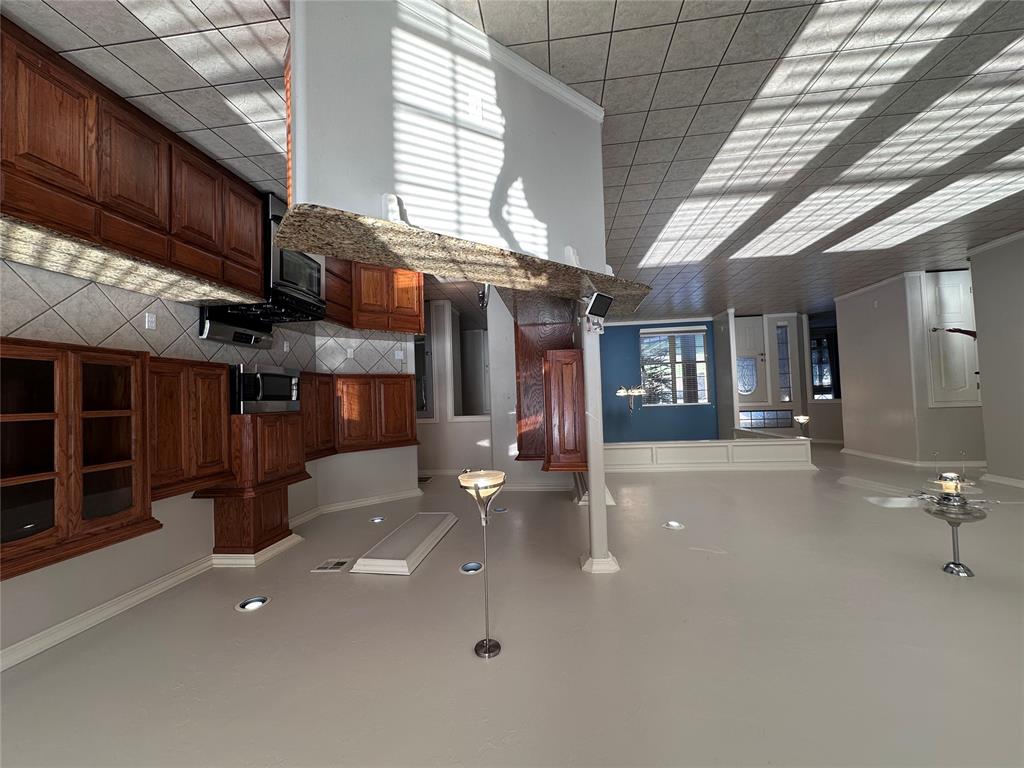 13801 Robinson Court Property Photo 10