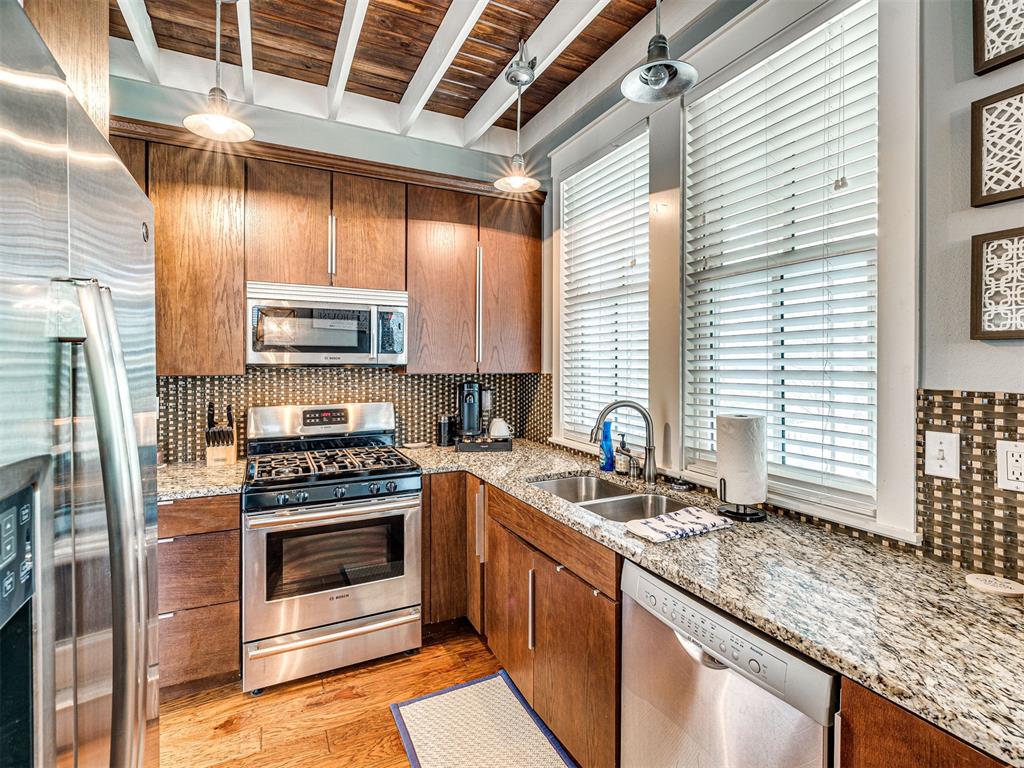 39 Boardwalk Property Photo 16