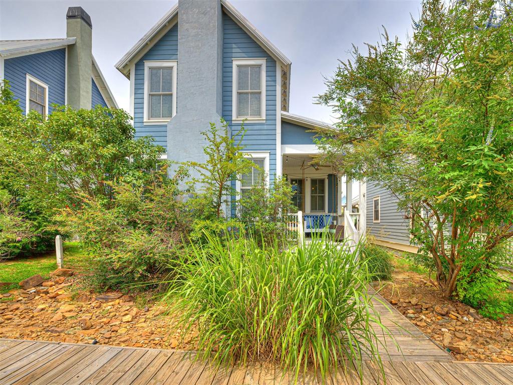 39 Boardwalk Property Photo 2