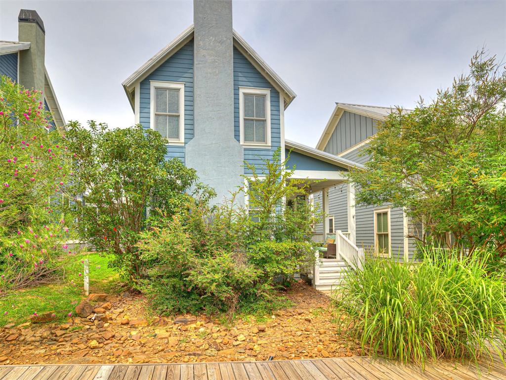 39 Boardwalk Property Photo 3
