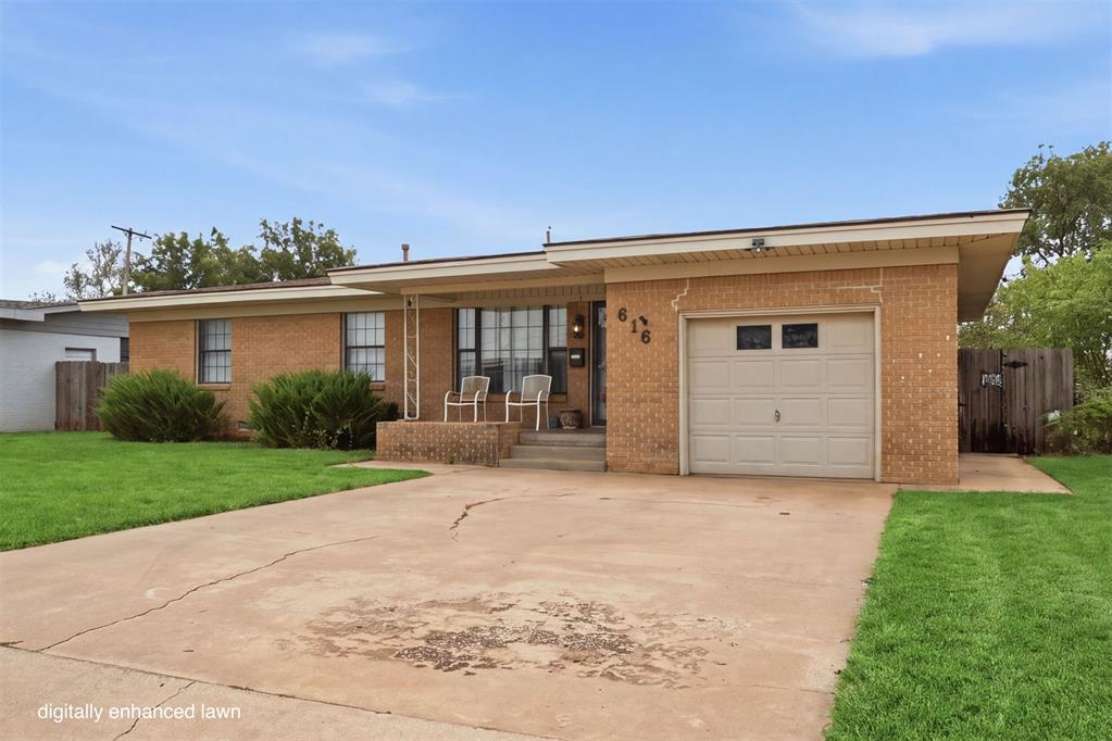 616 W Martha Street Property Photo 4