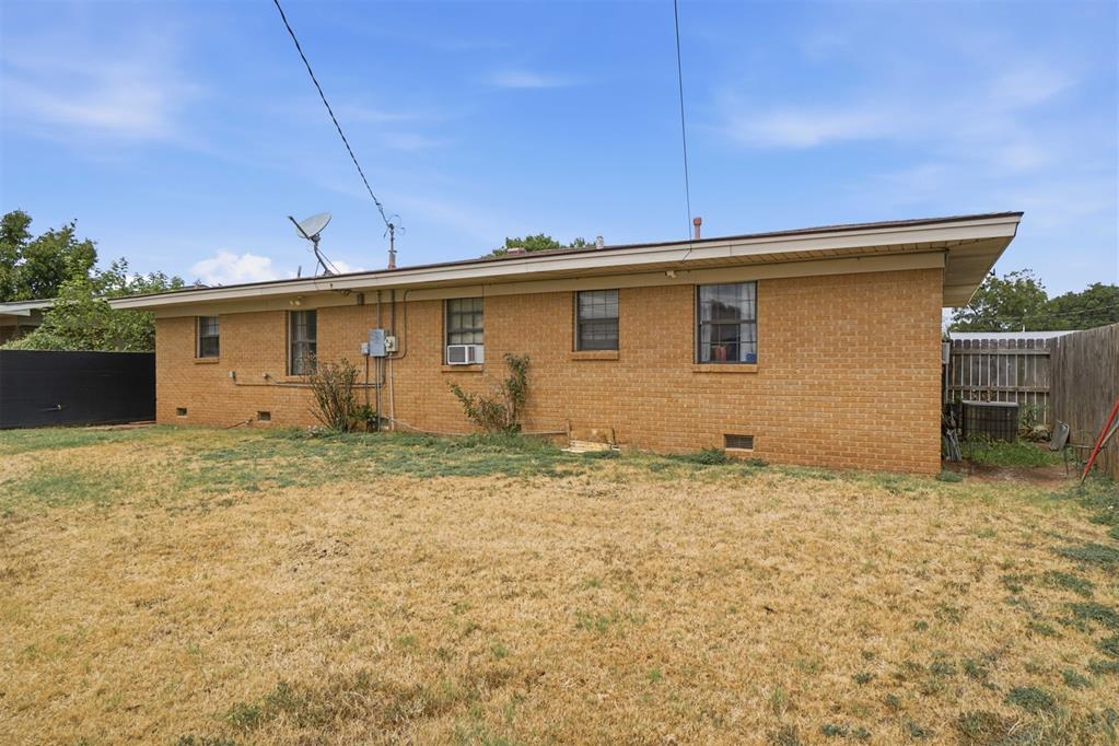 616 W Martha Street Property Photo 42