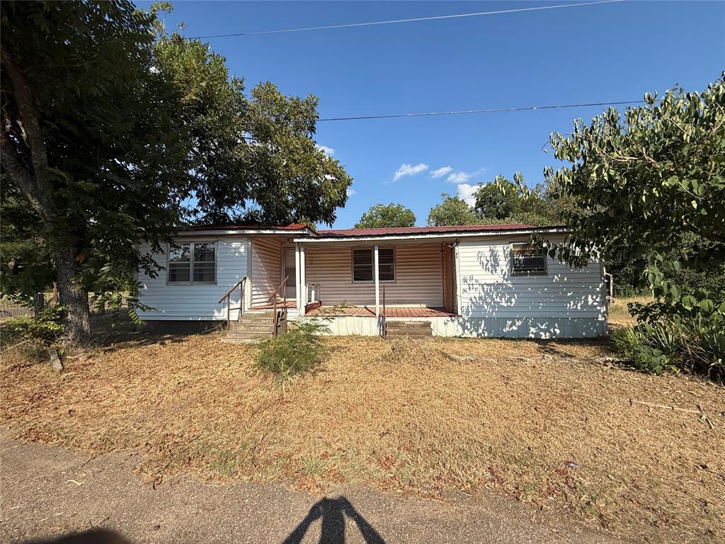 2 SW Howard Avenue