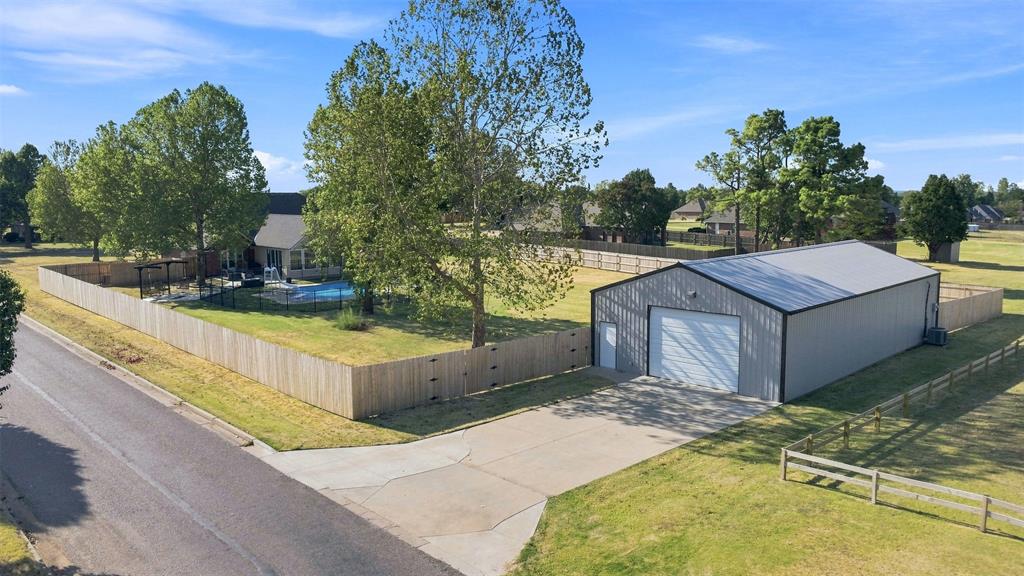 2020 Kyle Drive Property Photo 5
