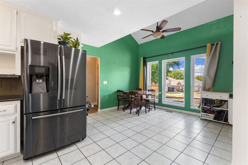17300 Valley Crest Property Photo 14