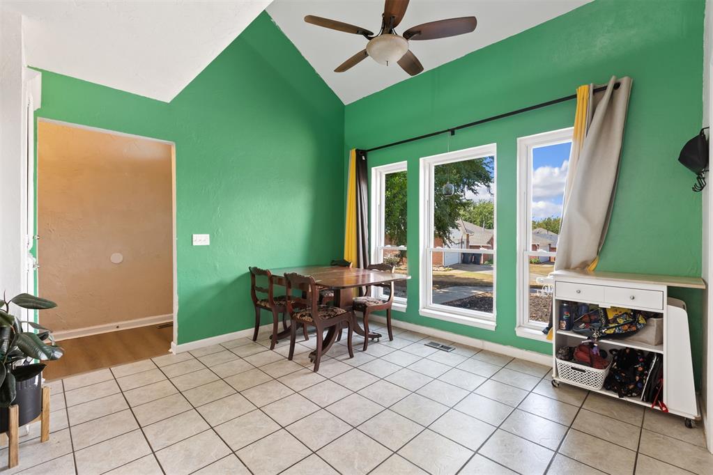 17300 Valley Crest Property Photo 16