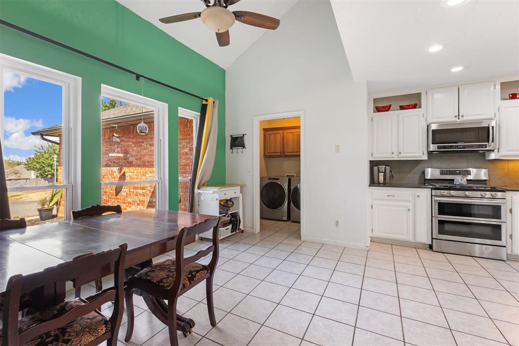 17300 Valley Crest Property Photo 18
