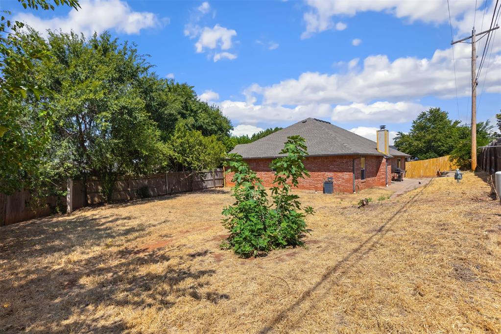 17300 Valley Crest Property Photo 41