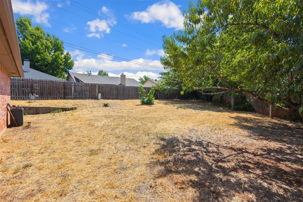 17300 Valley Crest Property Photo 42