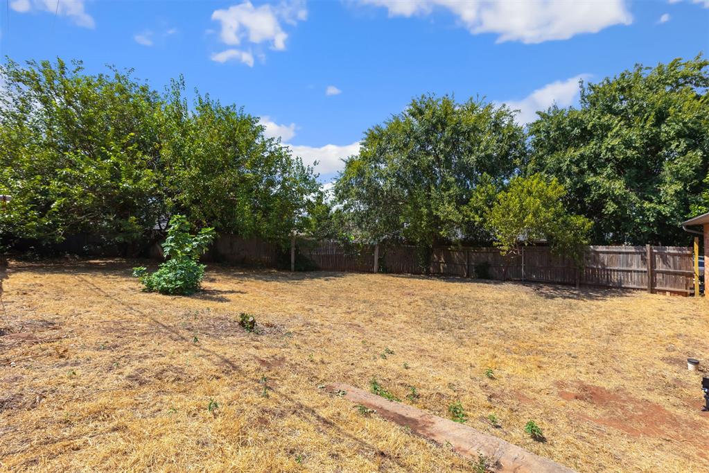 17300 Valley Crest Property Photo 43