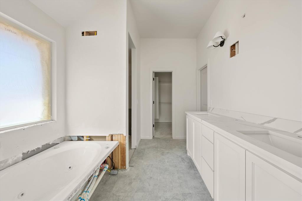 9316 Sw 39th Street Property Photo 23