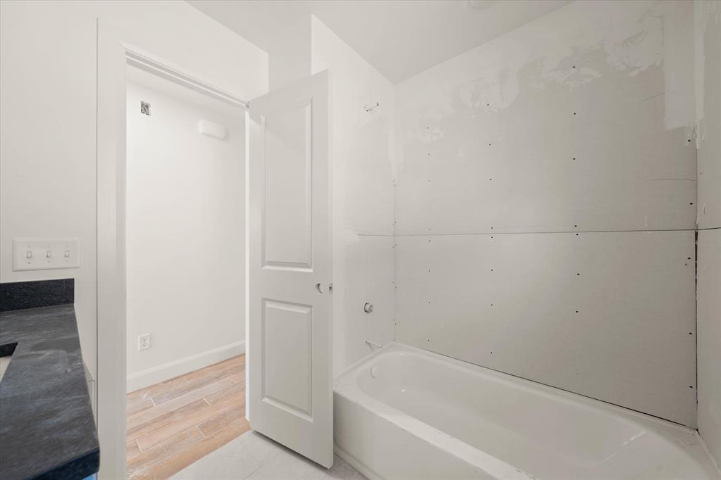 9316 Sw 39th Street Property Photo 31