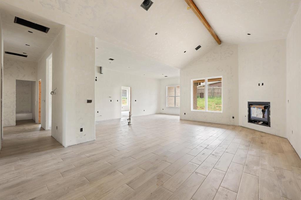 16329 Whistle Creek Boulevard Property Photo 3