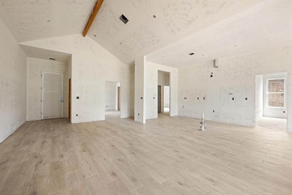 16329 Whistle Creek Boulevard Property Photo 5