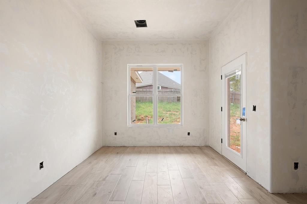 16329 Whistle Creek Boulevard Property Photo 9