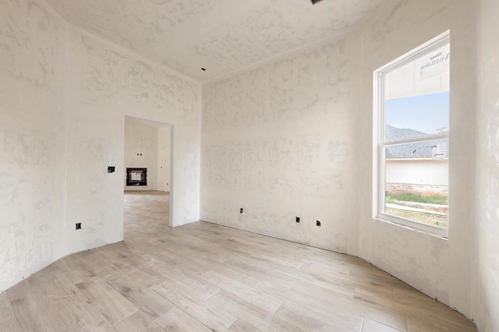 16329 Whistle Creek Boulevard Property Photo 11