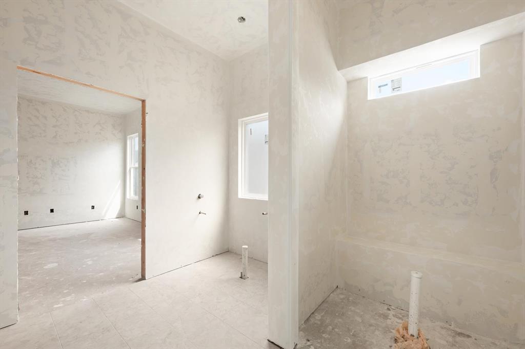 16329 Whistle Creek Boulevard Property Photo 17