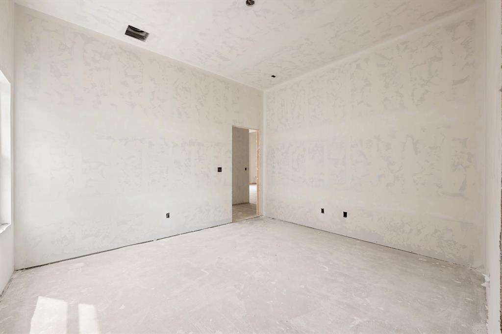 16329 Whistle Creek Boulevard Property Photo 19