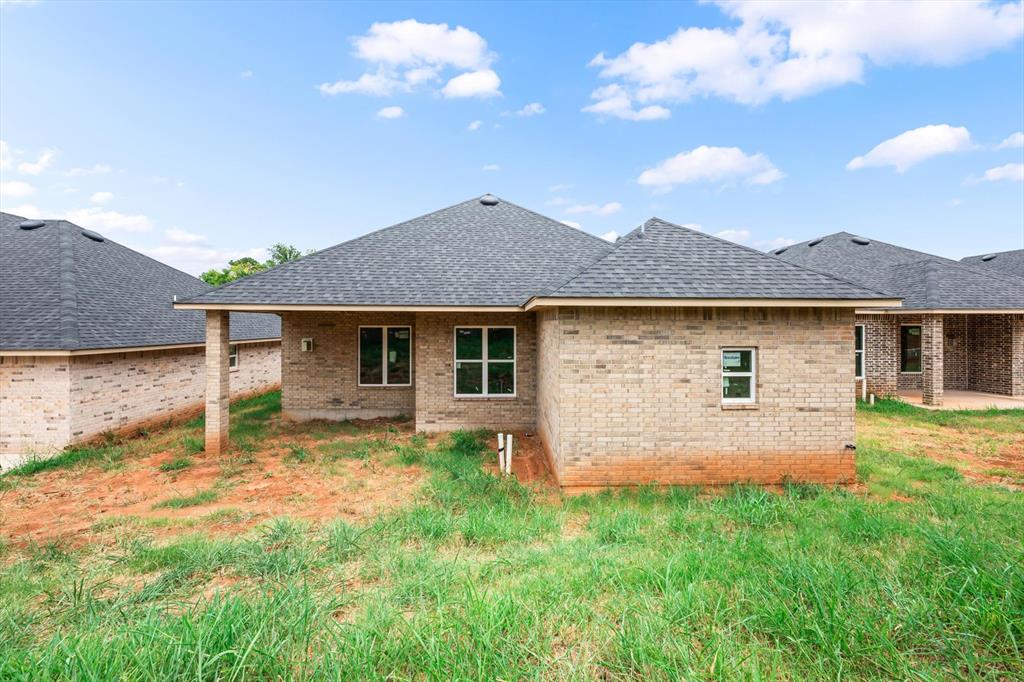 16329 Whistle Creek Boulevard Property Photo 27
