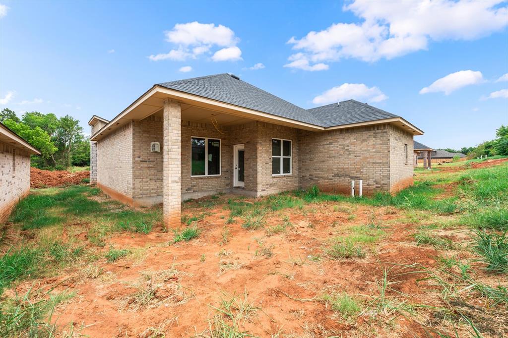 16329 Whistle Creek Boulevard Property Photo 29