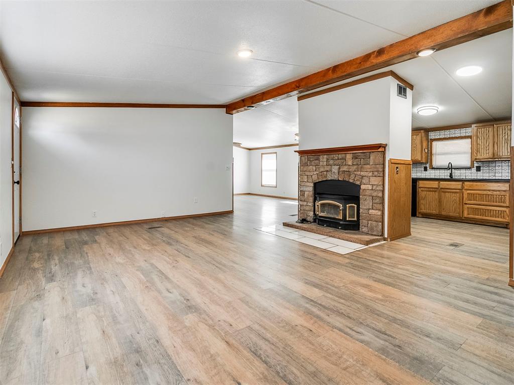 21700 Martin Road Property Photo 6